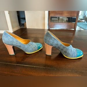 John Fluevog Attic Iris Blue Embossed/Patent Leather Heels 8.5 Women’s